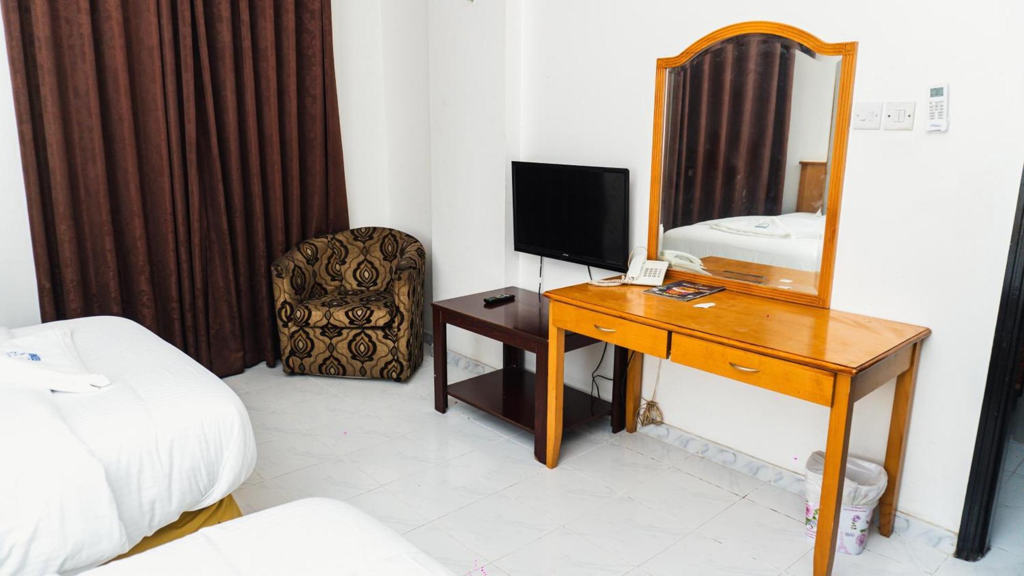 Pan Emirates Hotel Apartments Sharjah Ngoại thất bức ảnh